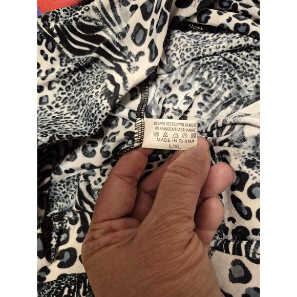 Animal Print Palazzo Pants-Size Large - Picture 4 of 7